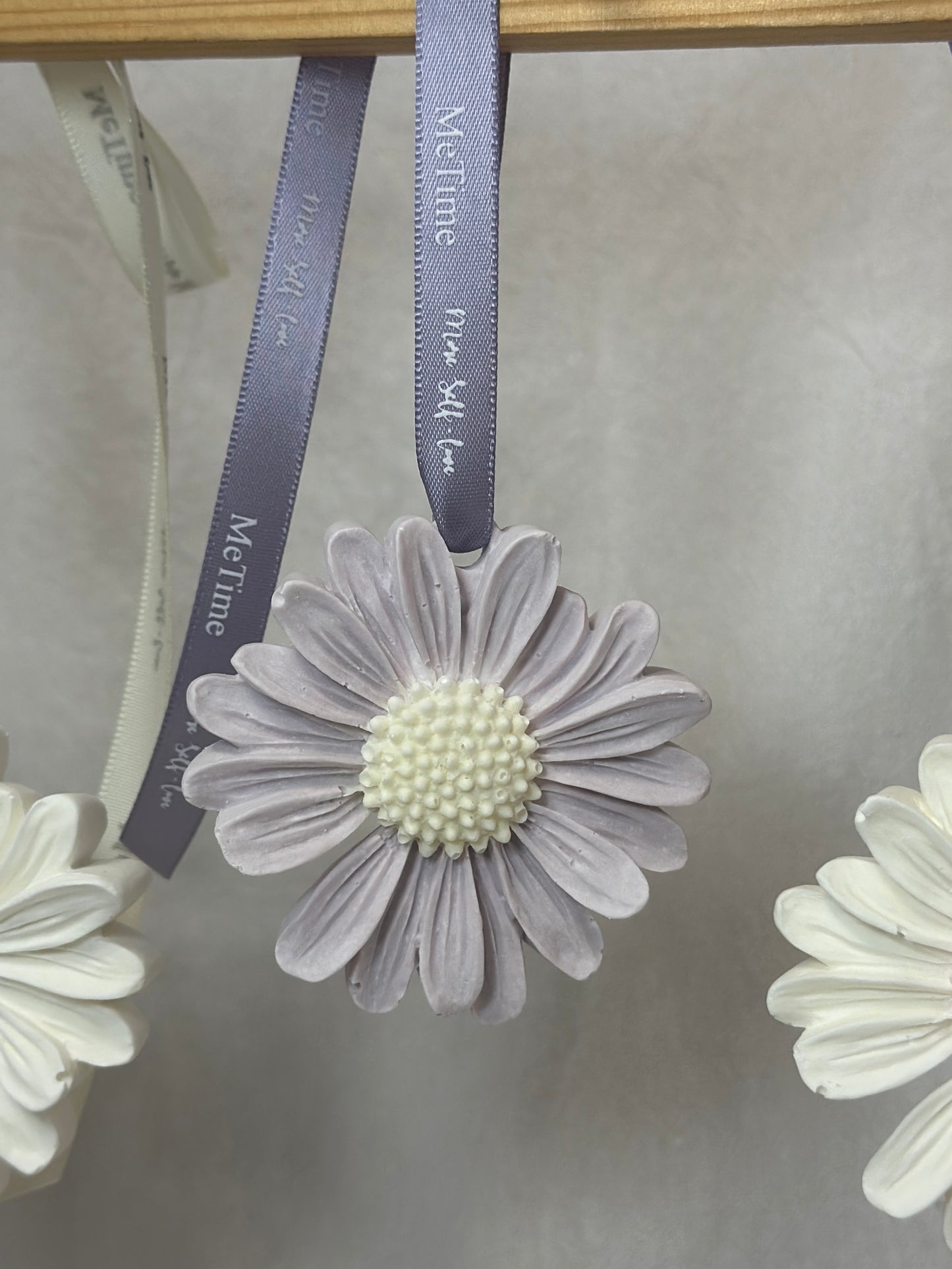 Daisy Hanging Car Perfume/ Wardrobe Perfume