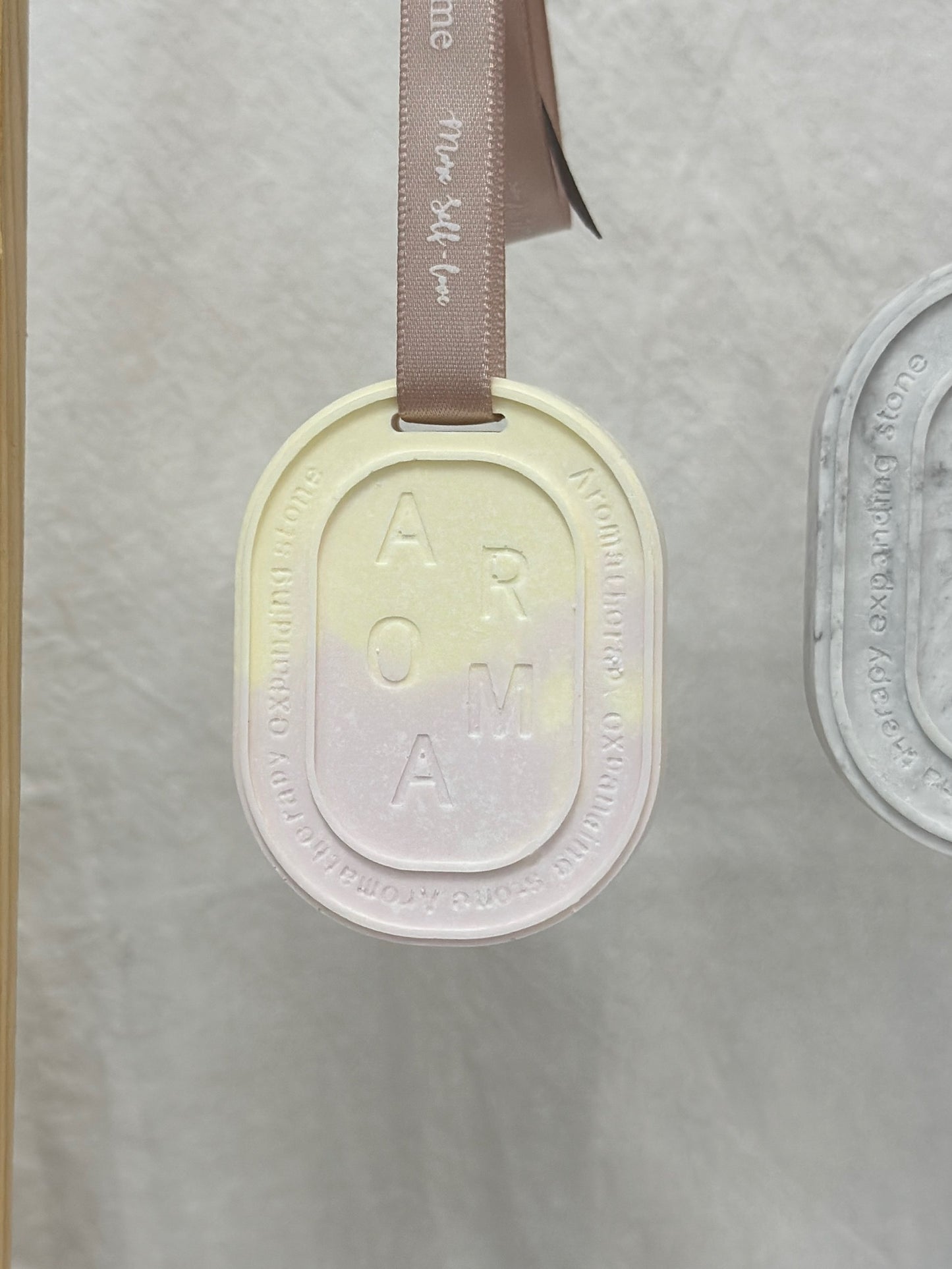 Aroma Hanging Car Perfume / Wardrobe